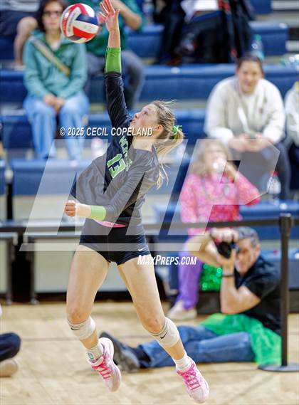 Thumbnail 3 in McIntosh vs. Woodward Academy (GHSA AAAAA State Volleyball Final) photogallery.