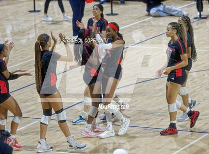 Thumbnail 3 in McIntosh vs. Woodward Academy (GHSA AAAAA State Volleyball Final) photogallery.