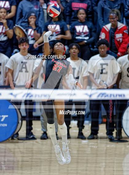 Thumbnail 3 in McIntosh vs. Woodward Academy (GHSA AAAAA State Volleyball Final) photogallery.