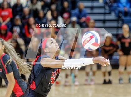 Thumbnail 3 in McIntosh vs. Woodward Academy (GHSA AAAAA State Volleyball Final) photogallery.