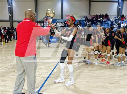 Thumbnail 3 in McIntosh vs. Woodward Academy (GHSA AAAAA State Volleyball Final) photogallery.