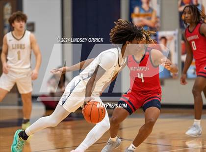 Thumbnail 3 in Madisonville @ Lake Creek photogallery.