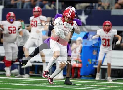 Thumbnail 2 in Albany vs. Mart (UIL Football 2A D2 Final) photogallery.