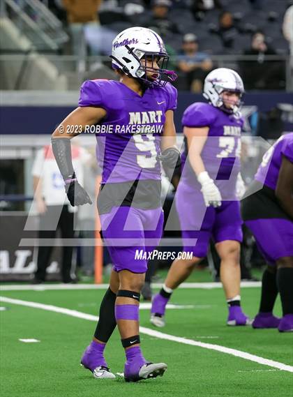 Thumbnail 3 in Albany vs. Mart (UIL Football 2A D2 Final) photogallery.