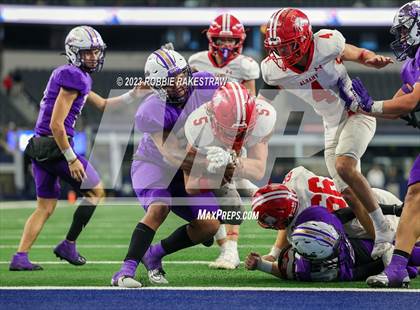 Thumbnail 2 in Albany vs. Mart (UIL Football 2A D2 Final) photogallery.