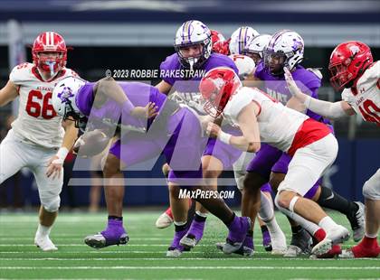Thumbnail 3 in Albany vs. Mart (UIL Football 2A D2 Final) photogallery.