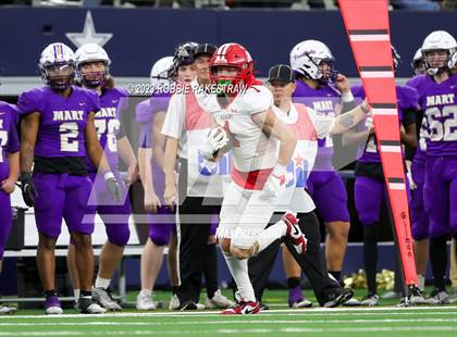 Thumbnail 3 in Albany vs. Mart (UIL Football 2A D2 Final) photogallery.