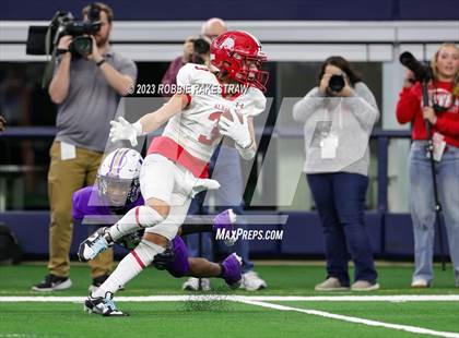 Thumbnail 1 in Albany vs. Mart (UIL Football 2A D2 Final) photogallery.