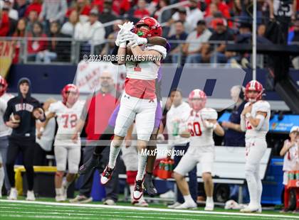 Thumbnail 3 in Albany vs. Mart (UIL Football 2A D2 Final) photogallery.