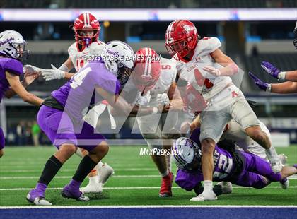 Thumbnail 1 in Albany vs. Mart (UIL Football 2A D2 Final) photogallery.