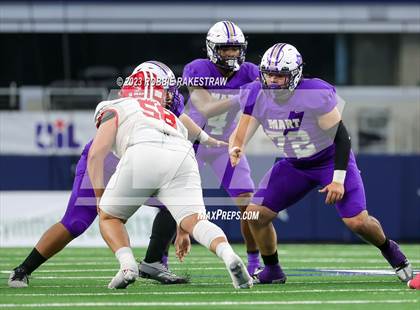 Thumbnail 3 in Albany vs. Mart (UIL Football 2A D2 Final) photogallery.