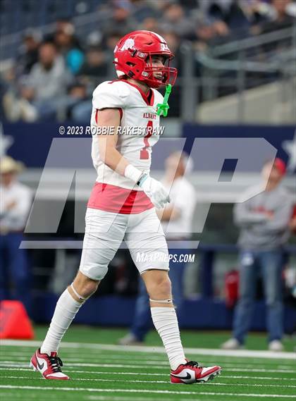 Thumbnail 1 in Albany vs. Mart (UIL Football 2A D2 Final) photogallery.