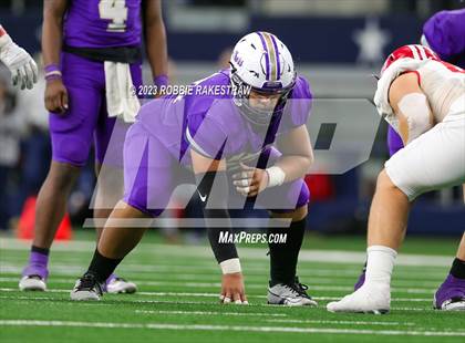 Thumbnail 1 in Albany vs. Mart (UIL Football 2A D2 Final) photogallery.