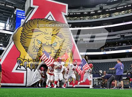Thumbnail 1 in Albany vs. Mart (UIL Football 2A D2 Final) photogallery.