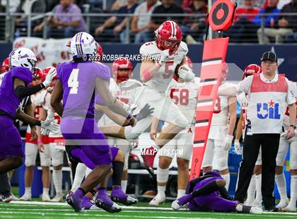 Thumbnail 3 in Albany vs. Mart (UIL Football 2A D2 Final) photogallery.