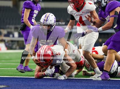 Thumbnail 1 in Albany vs. Mart (UIL Football 2A D2 Final) photogallery.