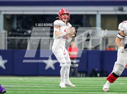 Thumbnail 3 in Albany vs. Mart (UIL Football 2A D2 Final) photogallery.