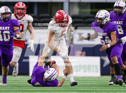 Thumbnail 2 in Albany vs. Mart (UIL Football 2A D2 Final) photogallery.
