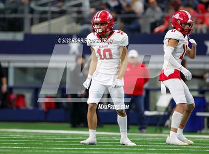 Thumbnail 1 in Albany vs. Mart (UIL Football 2A D2 Final) photogallery.