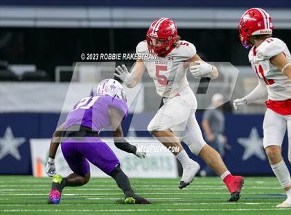 Thumbnail 3 in Albany vs. Mart (UIL Football 2A D2 Final) photogallery.
