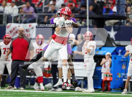 Thumbnail 2 in Albany vs. Mart (UIL Football 2A D2 Final) photogallery.