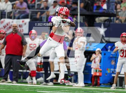 Thumbnail 3 in Albany vs. Mart (UIL Football 2A D2 Final) photogallery.