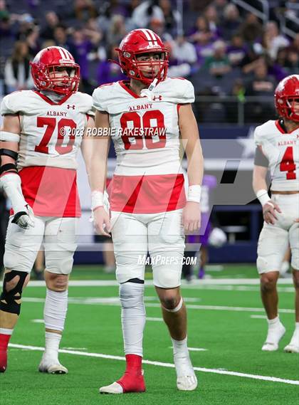 Thumbnail 2 in Albany vs. Mart (UIL Football 2A D2 Final) photogallery.