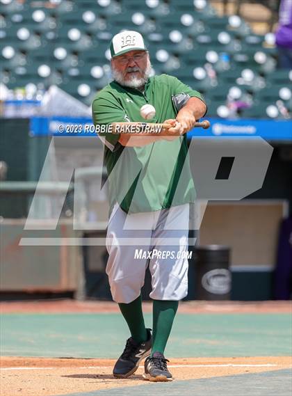 Thumbnail 3 in Harleton vs. Shiner (UIL 2A Baseball State Final)  photogallery.