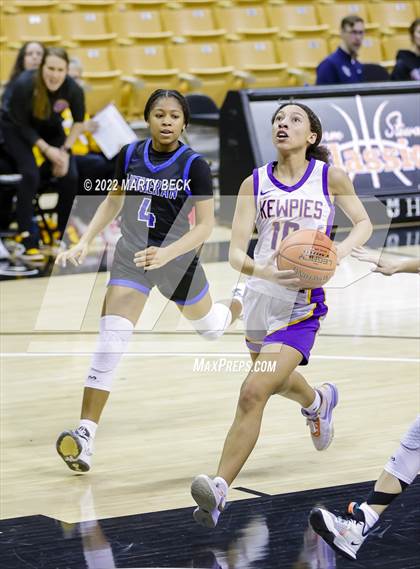 Thumbnail 3 in Lutheran vs Hickman (Norm Stewart Classic) photogallery.