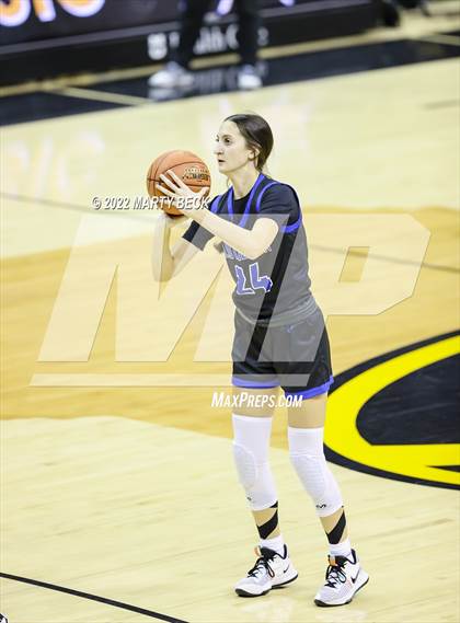 Thumbnail 1 in Lutheran vs Hickman (Norm Stewart Classic) photogallery.