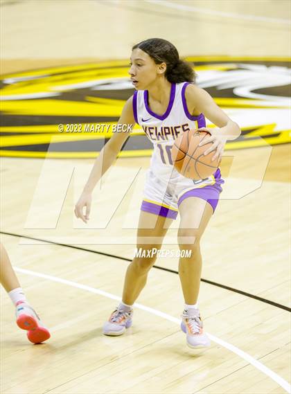 Thumbnail 3 in Lutheran vs Hickman (Norm Stewart Classic) photogallery.