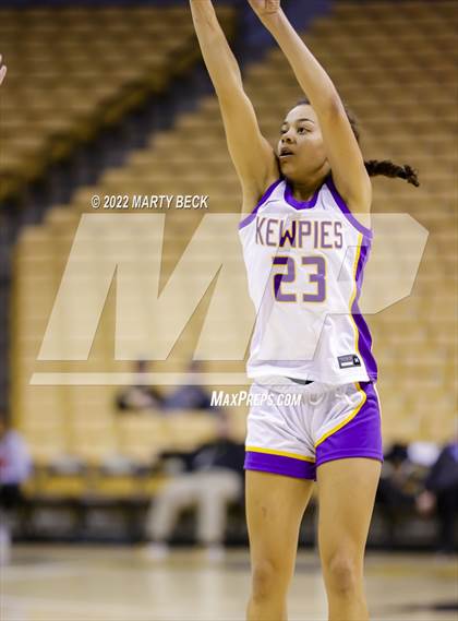 Thumbnail 3 in Lutheran vs Hickman (Norm Stewart Classic) photogallery.