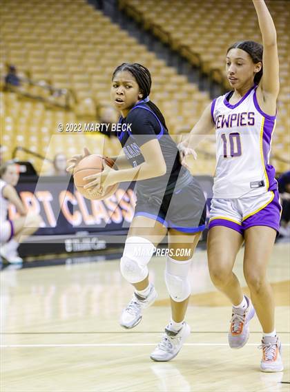 Thumbnail 3 in Lutheran vs Hickman (Norm Stewart Classic) photogallery.