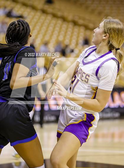 Thumbnail 3 in Lutheran vs Hickman (Norm Stewart Classic) photogallery.