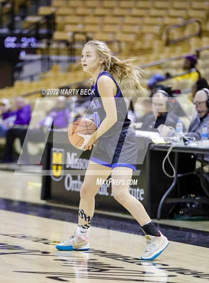 Thumbnail 2 in Lutheran vs Hickman (Norm Stewart Classic) photogallery.