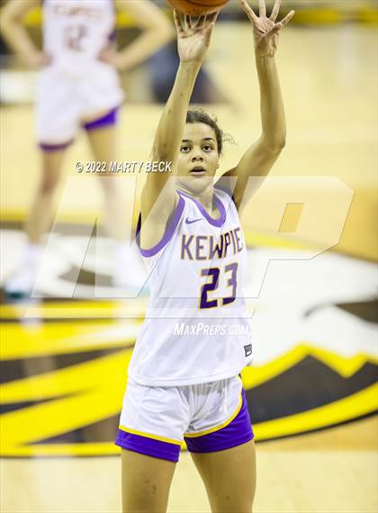 Thumbnail 2 in Lutheran vs Hickman (Norm Stewart Classic) photogallery.