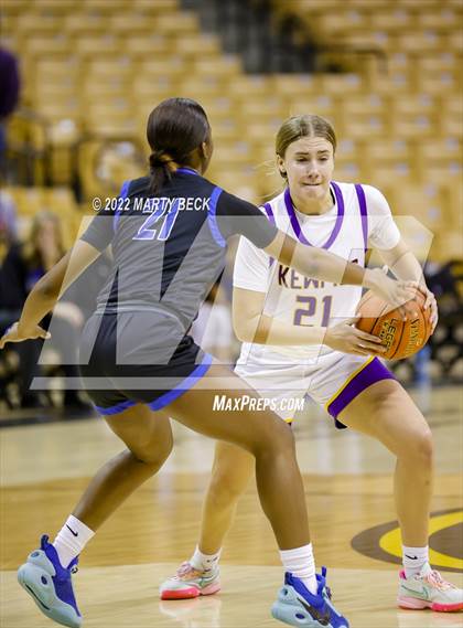 Thumbnail 2 in Lutheran vs Hickman (Norm Stewart Classic) photogallery.