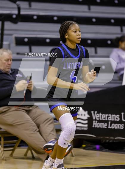 Thumbnail 2 in Lutheran vs Hickman (Norm Stewart Classic) photogallery.