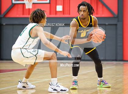 Thumbnail 2 in Adams vs. Lake Orion (MHSAA District Final) photogallery.