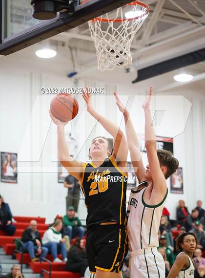 Thumbnail 3 in Adams vs. Lake Orion (MHSAA District Final) photogallery.