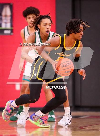 Thumbnail 3 in Adams vs. Lake Orion (MHSAA District Final) photogallery.