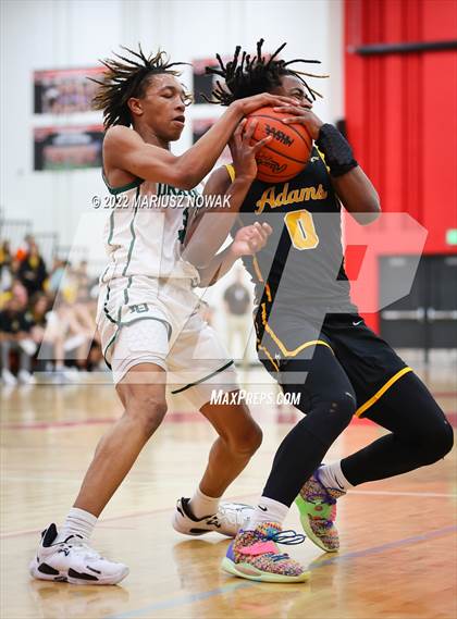 Thumbnail 3 in Adams vs. Lake Orion (MHSAA District Final) photogallery.