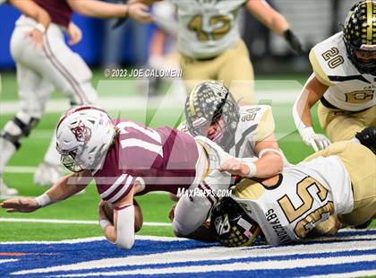 Thumbnail 2 in Calhoun vs Davenport (UIL 4A Region 4 Division 1 Quarterfinal) photogallery.