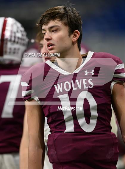 Thumbnail 2 in Calhoun vs Davenport (UIL 4A Region 4 Division 1 Quarterfinal) photogallery.