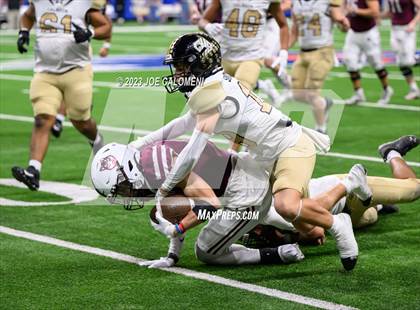 Thumbnail 2 in Calhoun vs Davenport (UIL 4A Region 4 Division 1 Quarterfinal) photogallery.
