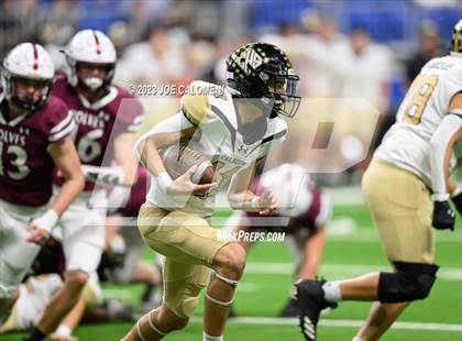 Thumbnail 2 in Calhoun vs Davenport (UIL 4A Region 4 Division 1 Quarterfinal) photogallery.