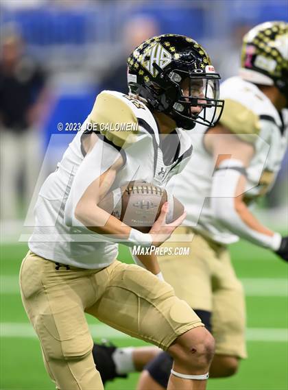 Thumbnail 3 in Calhoun vs Davenport (UIL 4A Region 4 Division 1 Quarterfinal) photogallery.
