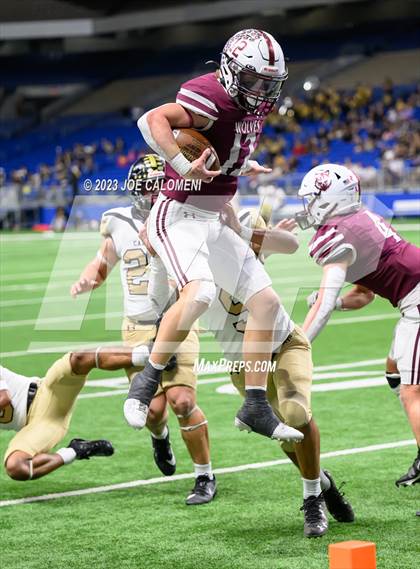 Thumbnail 1 in Calhoun vs Davenport (UIL 4A Region 4 Division 1 Quarterfinal) photogallery.