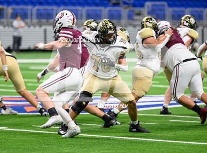 Thumbnail 2 in Calhoun vs Davenport (UIL 4A Region 4 Division 1 Quarterfinal) photogallery.