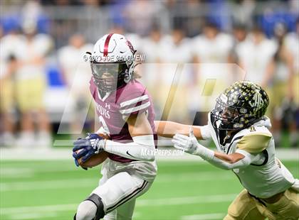 Thumbnail 3 in Calhoun vs Davenport (UIL 4A Region 4 Division 1 Quarterfinal) photogallery.